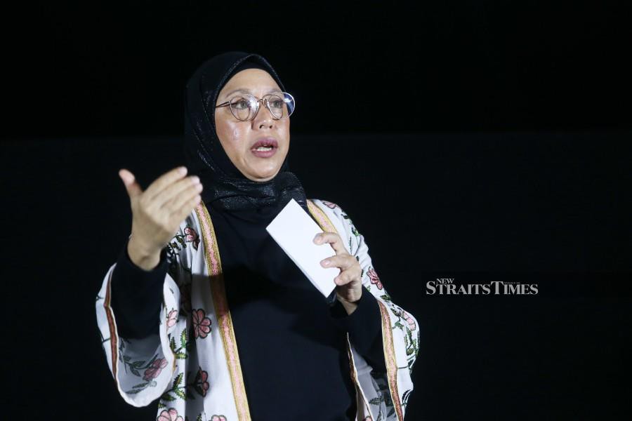 After making a mark on the international stage through ‘Redha’, film director Tunku Mona Riza Tunku Khalid is unlocking another achievement with her first-ever Cantonese-language movie, Rain Town. NSTP/ROHANIS SHUKRI