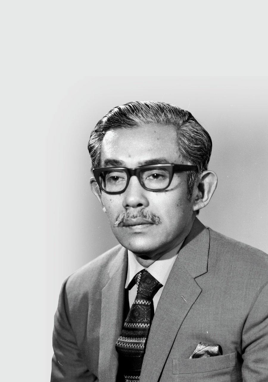 The late Tun Dr Ismail Abdul Rahman. - BERNAMA Pic