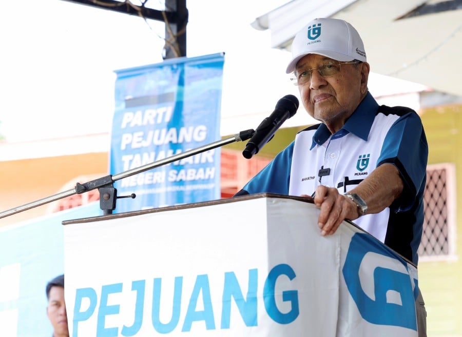 mahathir-choose-wisely-in-ge15-for-the-sake-of-country-s-future-new