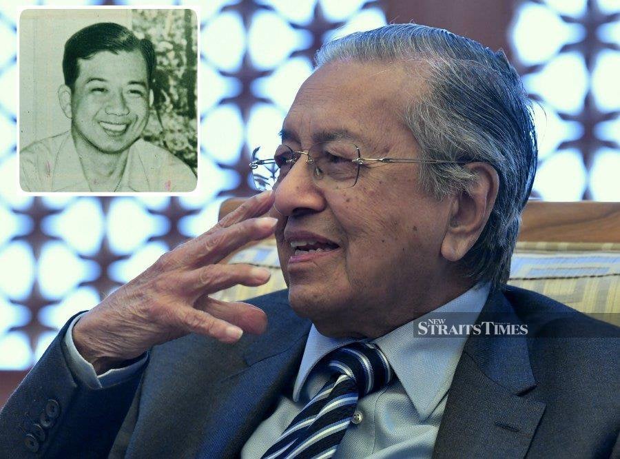 Tun Dr Mahathir Mohamad has questioned the intentions of those who have objected to the return of former Communist Party of Malaya (CPM) leader Chin Peng’s (inset) ashes to Malaysia. NSTP