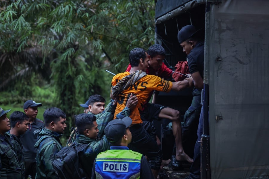 The United Nations High Commissioner for Refugees (UNHCR) expressed its concern over the tragic incident at the temporary immigration depot in Bidor, where 131 detainees managed to escape during riots. - Bernama pic