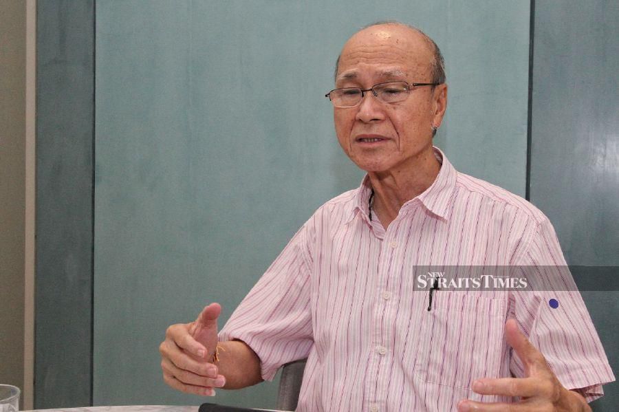 Alliance for Safe Community chairman Tan Sri Lee Lam Thye said while police have to investigate the cause of the Kangar tragedy, the authorities must also focus on the mental health aspect of those in the force. - NSTP file pic