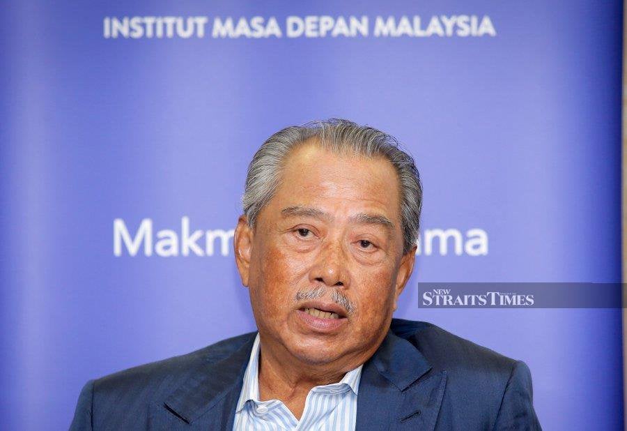 Tan Sri Muhyiddin Yassin said today the Malaysian Anti-Corruption Commission (MACC) has not questioned him over the RM1.3 million he allegedly received from Ultra Kirana Sdn Bhd (UKSB) in 2018.  - NSTP/ASWADI ALIAS