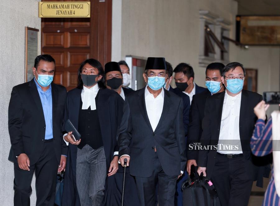Ag Explains Why Charges Against Musa Aman Were Dropped