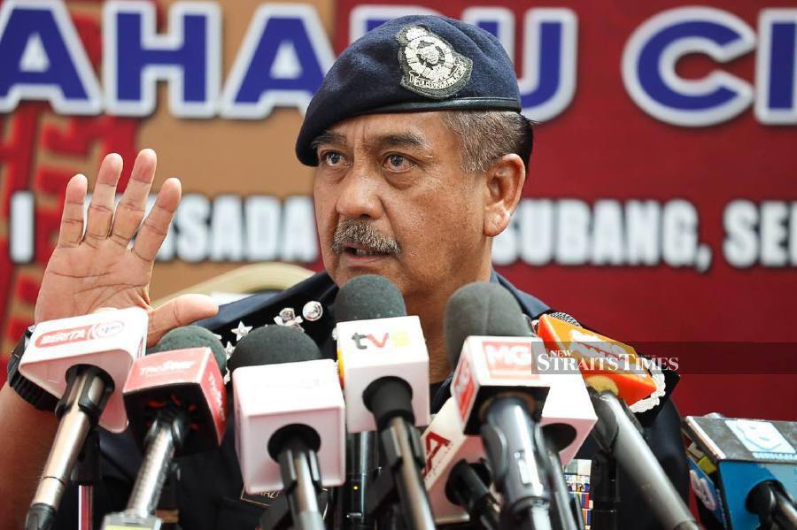 Inspector-General of Police (IGP) Tan Sri Razarudin Husain. - NSTP/ NUR IQBAL SYAKIR