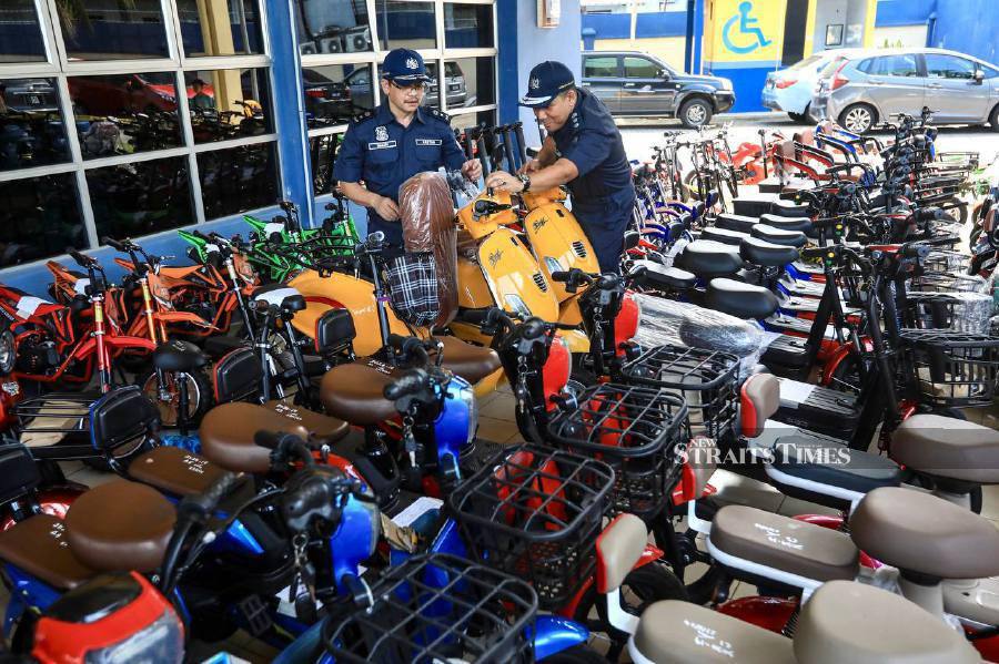 The Terengganu Customs Department seized 147 units of micro-mobility vehicles worth RM708,082.60, includingn tax, after raiding two premises here on May 23. - NSTP/GHAZALI KORI