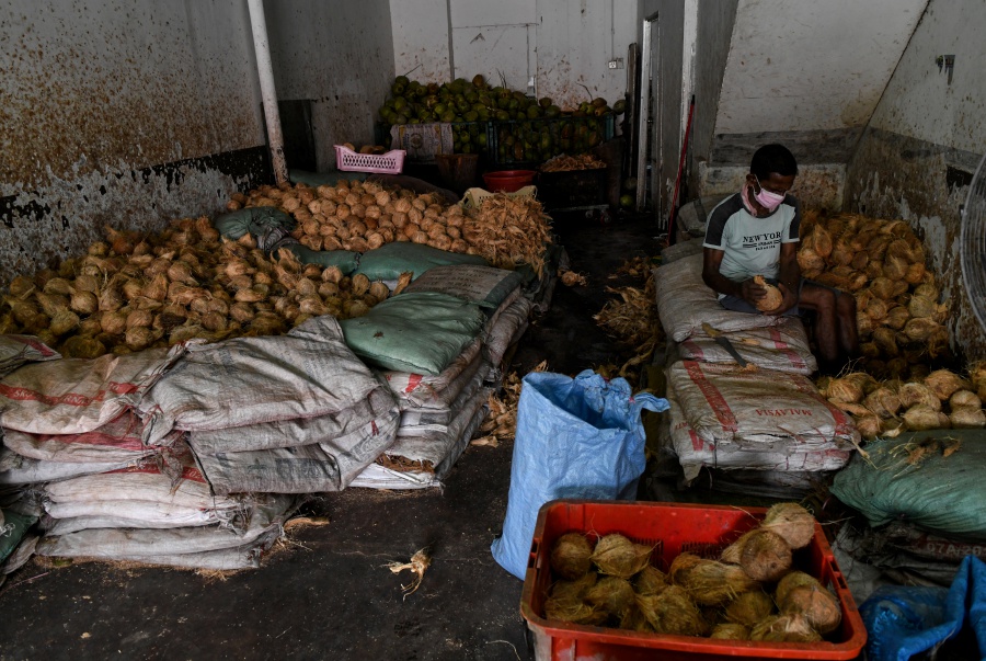 Owner of coconut supplier Joez Coconut, Joel Jeyachandran, 37, said he did not order coconuts for Thaipusam this time as he already knew coconut breaking would not be allowed under the standard operating procedure (SOP) set by the NSC. - Bernama pic