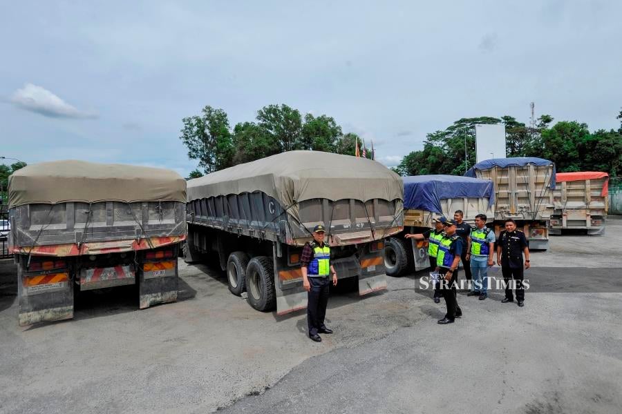 tipper-lorry-operator-s-association-urges-govt-to-update-cargo-weight