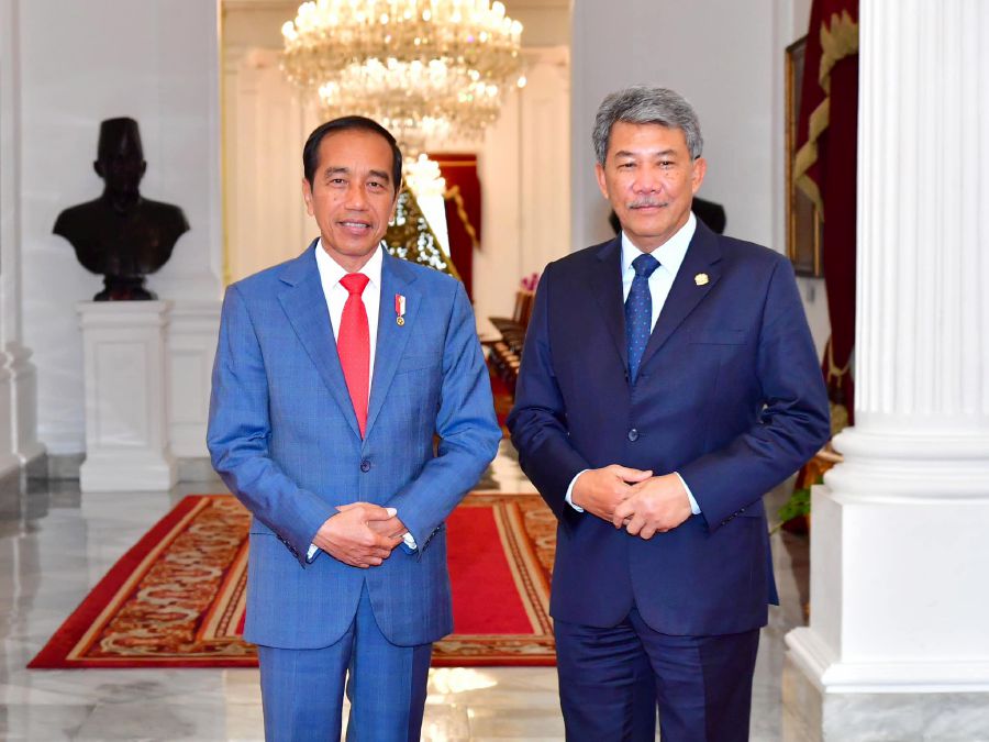 Wisma Putra said Mohamad’s courtesy call to Indonesian President Joko Widodo was a highlight of the visit as both leaders discussed various aspects in bilateral cooperation. - Pic courtesy of Wisma Putra
