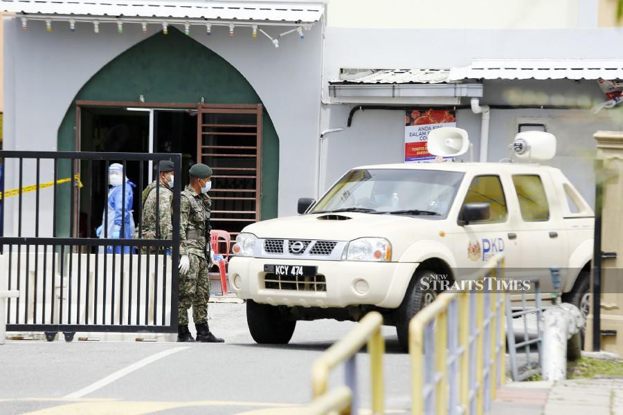 Tongkang Yard Flat Closed 222 Residents Screened For Covid 19 Nsttv