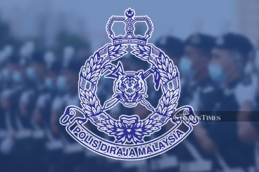 The arrest of five policemen in Melaka - one a deputy superintendent (DSP) - for allegedly running a ketum-processing scheme, has sparked questions if their bosses in the Melaka state police would also be called up to explain. - NSTP file pic