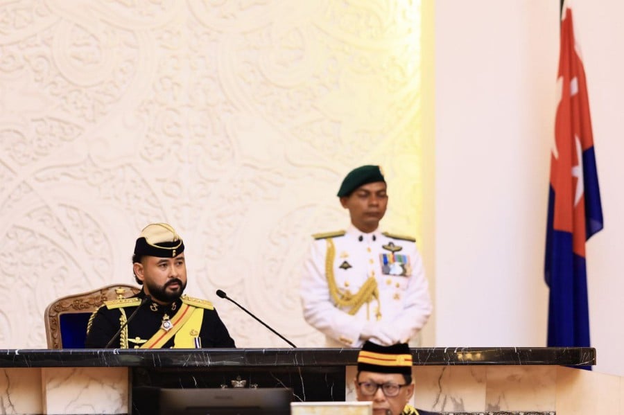 His Royal Highness Tunku Ismail Sultan Ibrahim, the Regent of Johor, said a review of the school syllabus was needed to improve the quality of the nation’s education system. PIC COURTESY OF RPO