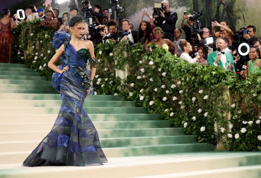 Zendaya poses at the Met Gala, an annual fundraising gala held for the benefit of the Metropolitan Museum of Art's Costume Institute with this year's theme 'Sleeping Beauties: Reawakening Fashion' in New York City, New York, U.S. (REUTERS/Andrew Kelly)