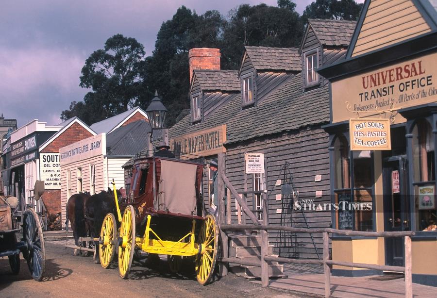 The main street of Sovereign Hill.