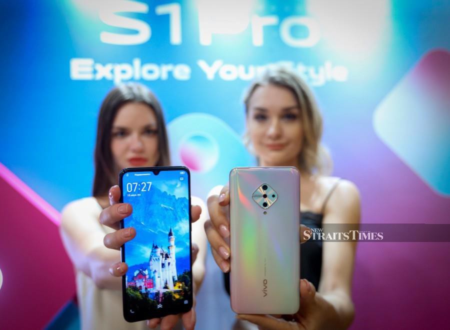 Vivo Malaysia expects the S1 Pro to appeal to younger consumers as the smartphone comes with a diamond design inspired by images of jewellery and royal palaces. (NSTP/ROSELA ISMAIL)
