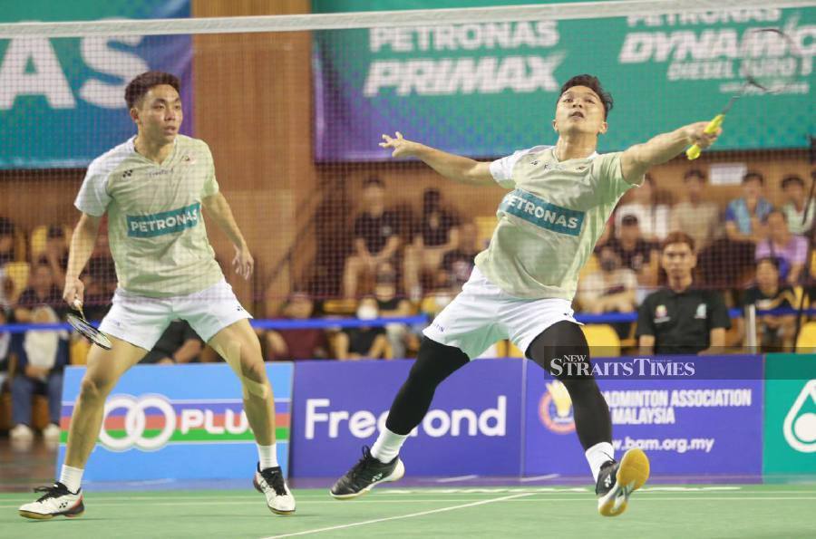 National men's doubles shuttler Wan Arif Junaidi is willing to bide his time as he patiently awaits the return of his injured partner, Yap Roy King. - NSTP file pic