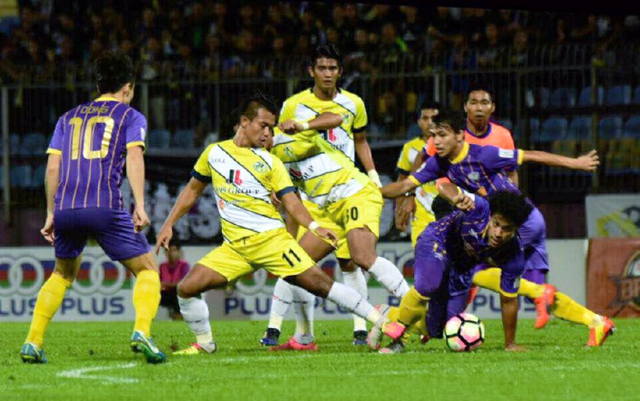 (Football) KL, Terengganu close in on Super League 