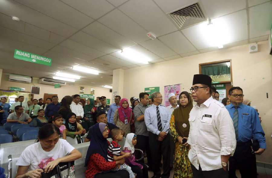 Putatan Clinic Ceiling Collapse Caused By Heavy Cables Sabah Deputy Cm