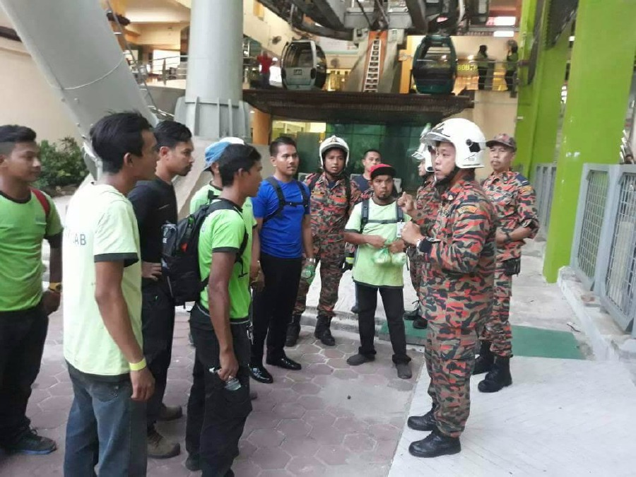 Updated 50 Passengers Stuck In Langkawi Cable Cars As System Breaks Down