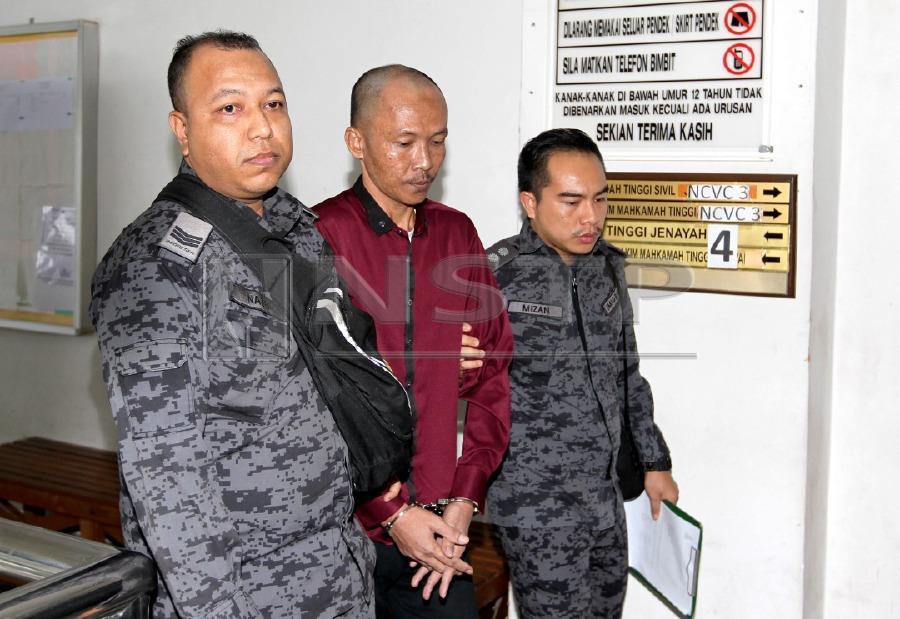 Indonesian escapes gallows, freed from charge of killing 