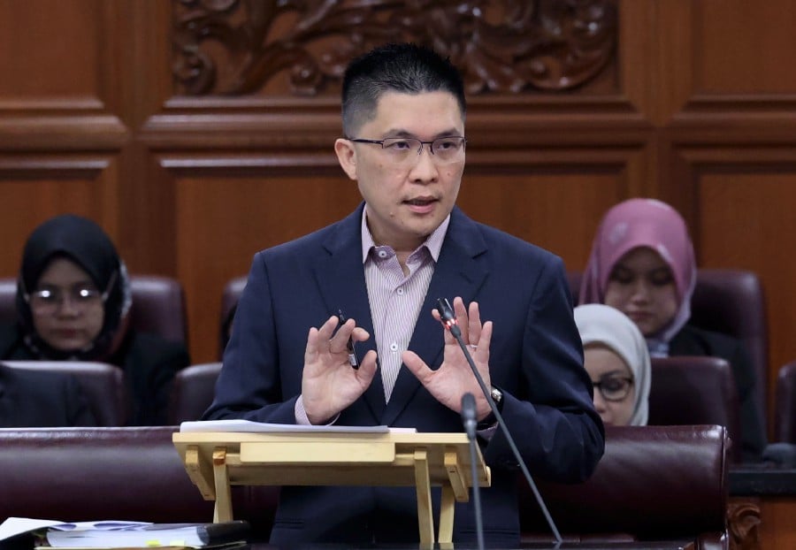 Deputy Education Minister Wong Kah Woh told the Dewan Rakyat today that the dropout rate for primary school students decreased from 0.29 per cent in 2017 to only 0.06 per cent in 2023. - Bernama pic
