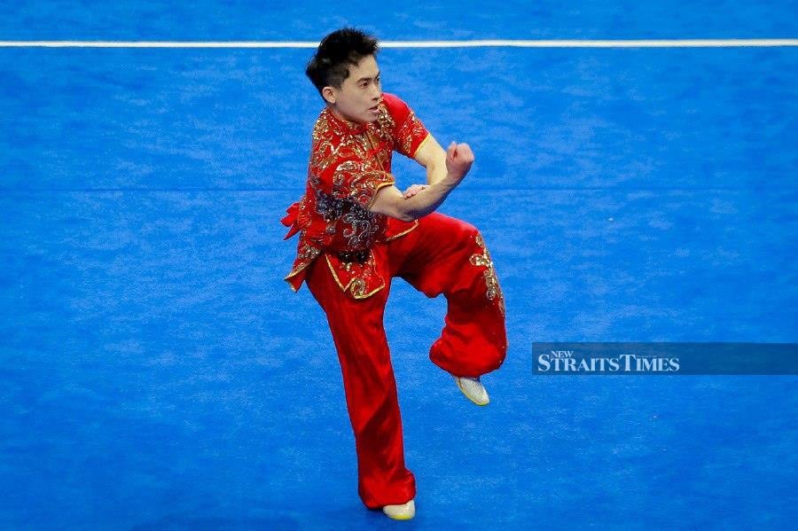 Wushu world champion Wong Weng Son has set his mind to retire at the end of the year in spectacular fashion. - NSTP file pic