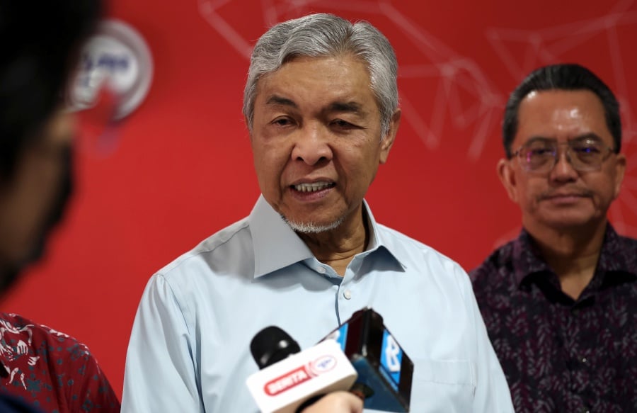 Barisan Nasional chairman Datuk Seri Dr Ahmad Zahid Hamidi today alleged that “monetary reward” was the reason voters rejected the coalition during the 15th General Election (GE15). - Bernama pic