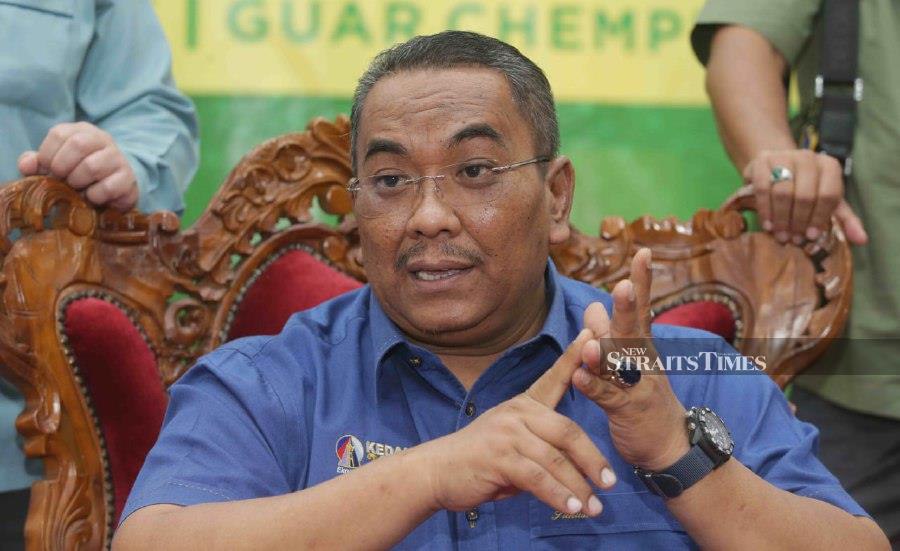 Caretaker Kedah Menteri Besar Datuk Seri Muhammad Sanusi Md Nor said all 10 state executive councillors have been called in by the Malaysian Anti-Corruption Commission (MACC) to assist in investigations into the alleged theft of rare earth elements (REE). - NSTP/ SYAHARIM ABIDIN
