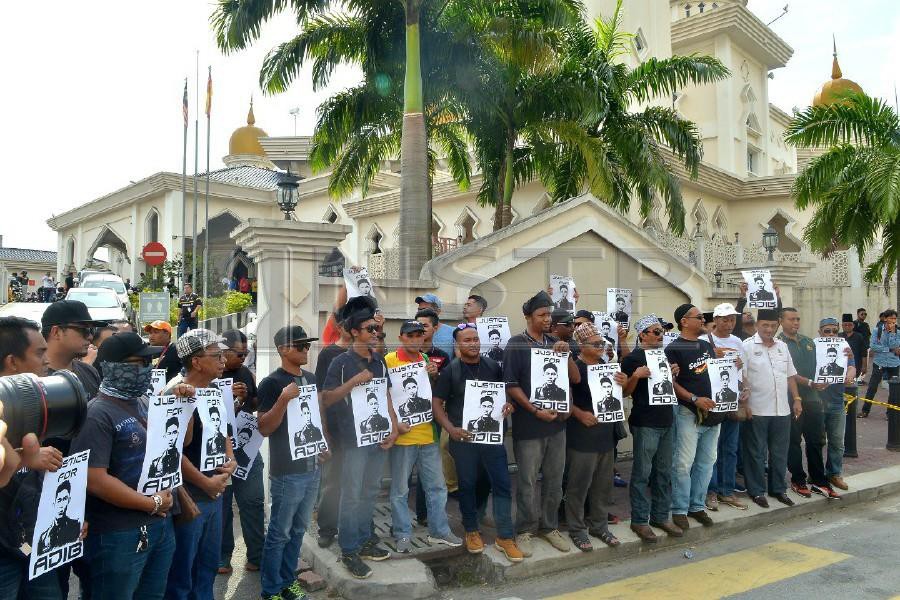 (file pix) The family of fireman Muhammad Adib Mohd Kassim, who died of injuries sustained when he was set upon during the temple riots in Subang last year, want a fair inquest into his death, free of any disturbances. STR/FAIZ ANUAR