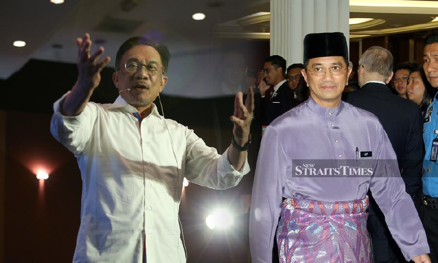 Both Datuk Seri Anwar Ibrahim (left) and Datuk Seri Azmin Ali did not dismiss the possibility of more sacking of PKR members.- NSTP/File pic