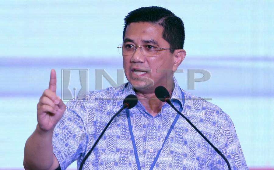 Azmin: Malaysia to reduce oil output by 15,000 barrels per ...