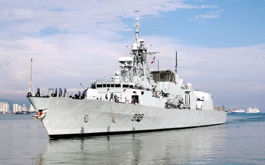 Canadian warship HMCS Winnipeg visits Penang | New Straits Times ...