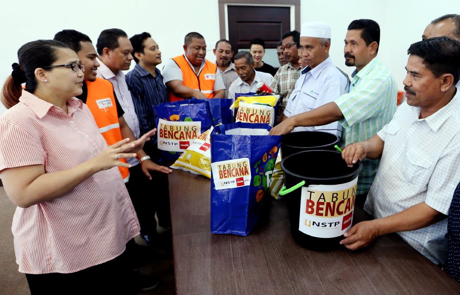 Media Prima, NSTP volunteers deliver aid to flood victims in Kedah and ...