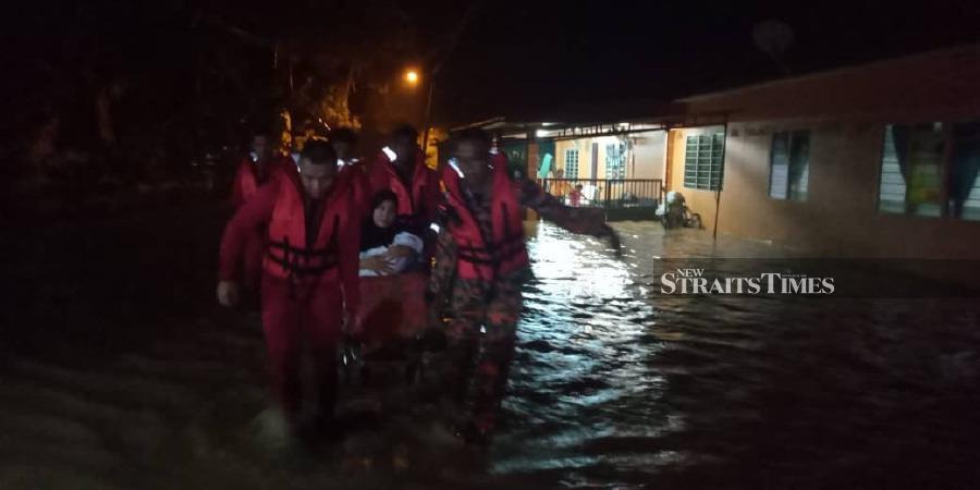 381 Perak Flood Victims Evacuated To 5 Relief Centres