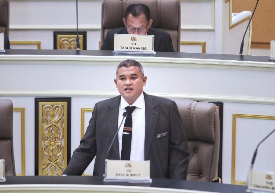 MELAKA: State Housing, Local Government, Drainage, Climate Change and Disaster Management Committee chairman Datuk Rais Yasin said that Melaka is ready to face the monsoon transition phase which started on March 29. — NSTP FILE PIC