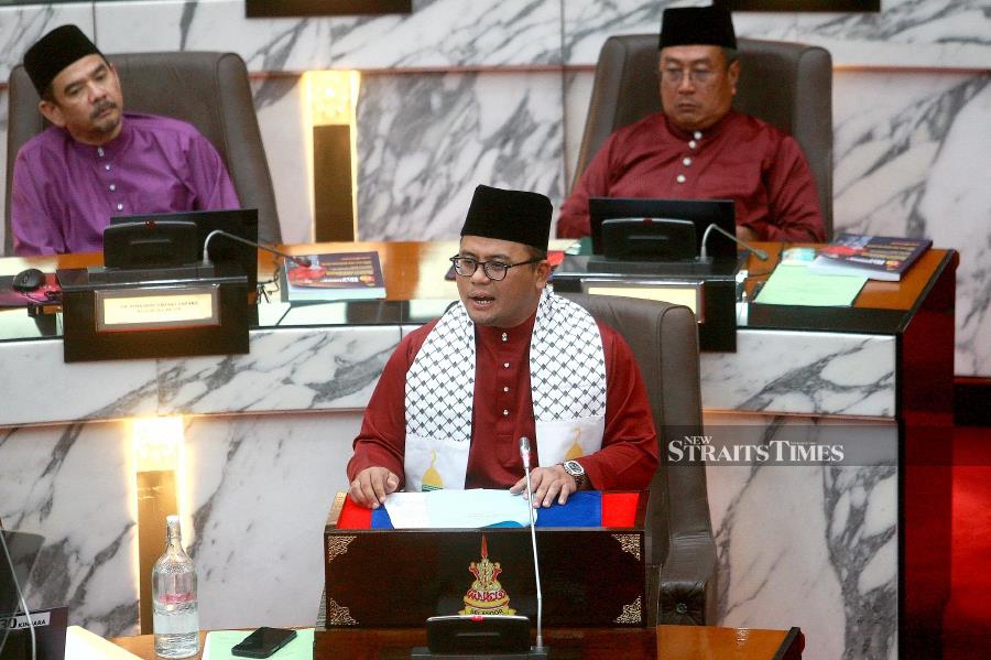 Menteri Besar Datuk Seri Amirudin Shari tabled the 2024 Selangor budget at the state legislative assembly. -NSTP/FAIZ ANUAR