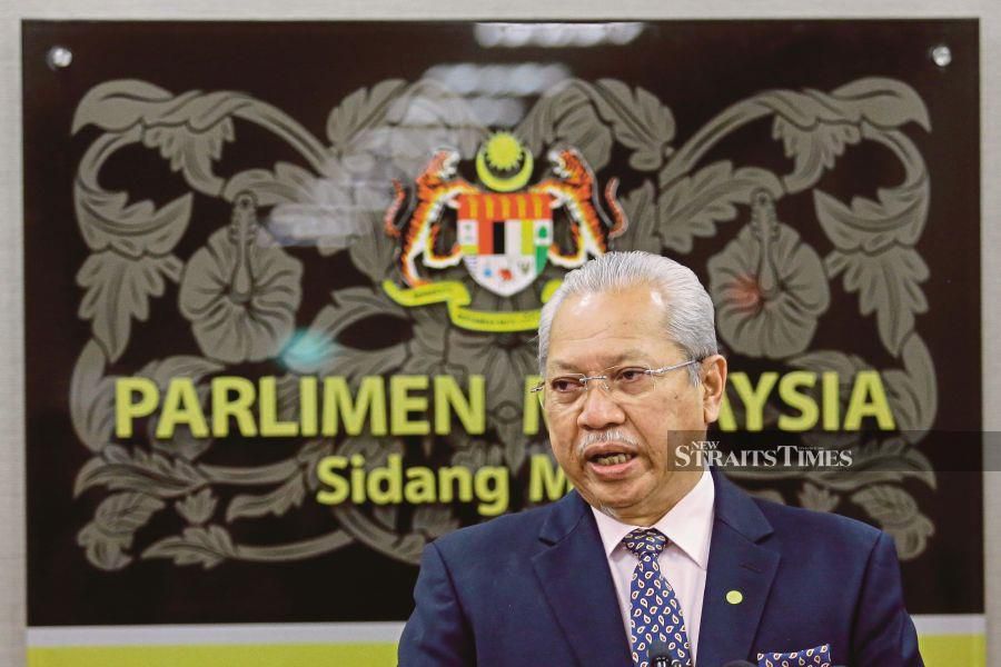 Tan Sri Annuar Musa says Umno Perak has many experienced and competent leaders to resolve the current political crisis in the state. - NSTP/File pic