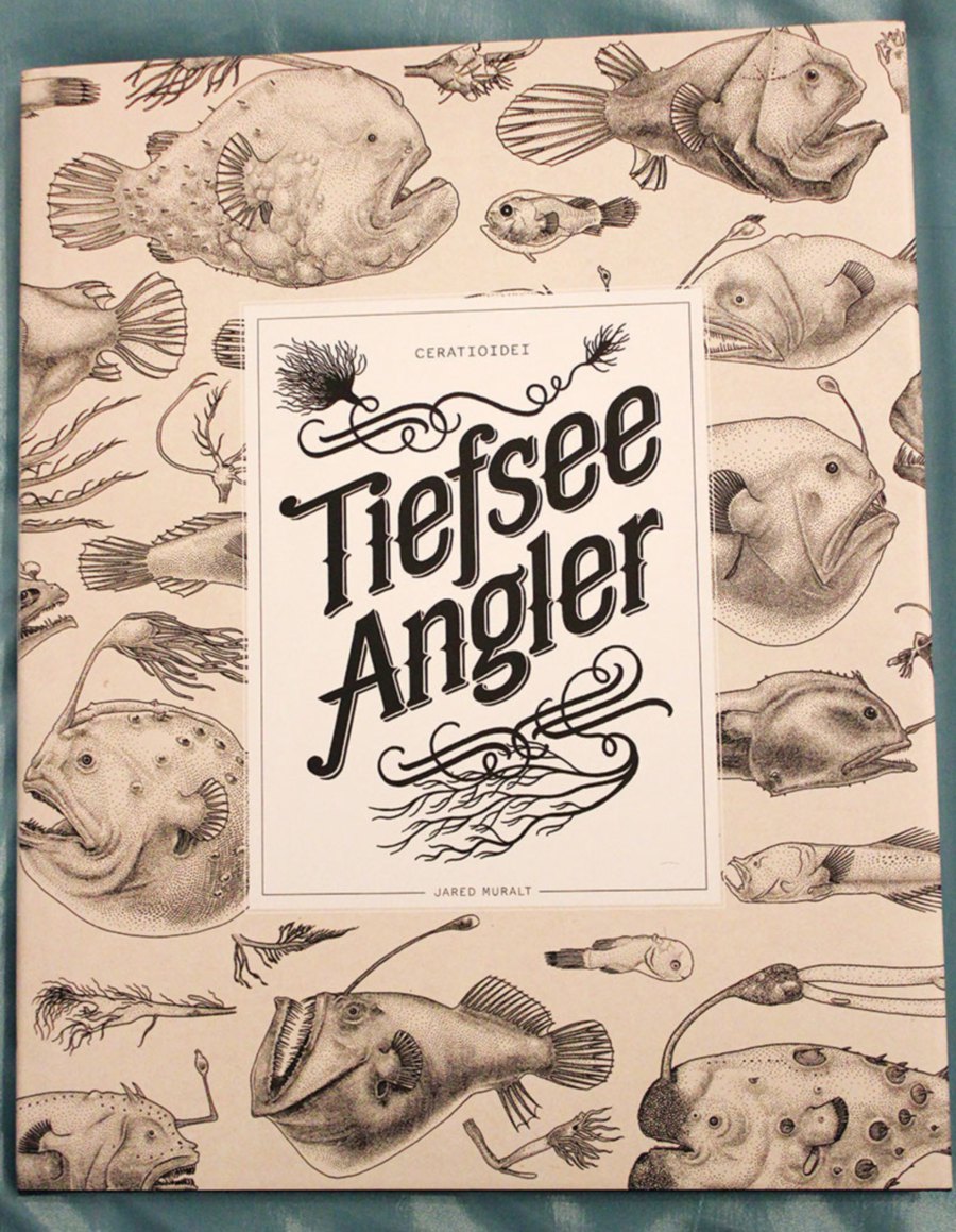 Cover of the ‘Tiefsee Angler’. Published in 2014, the book contains Muralt’s illustrations of over 100 deep sea anglerfish (Ceratioidei) species. 