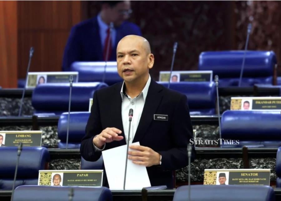 The Malaysian Artistes' Association or Karyawan has welcomed Domestic Trade and Cost of Living Minister Datuk Armizan Mohd Ali's plan to overhaul the royalties collection system for artistes and musicians (Bernama)