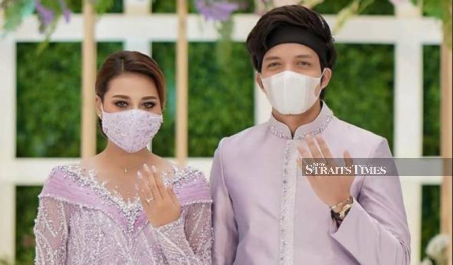 Showbiz Aurel Azriel Share Why They Did Not Live With Krisdayanti