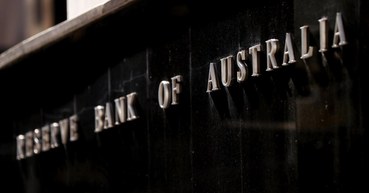 Australia Central Bank Cuts Growth Outlook, Sees Inflation Moving In ...