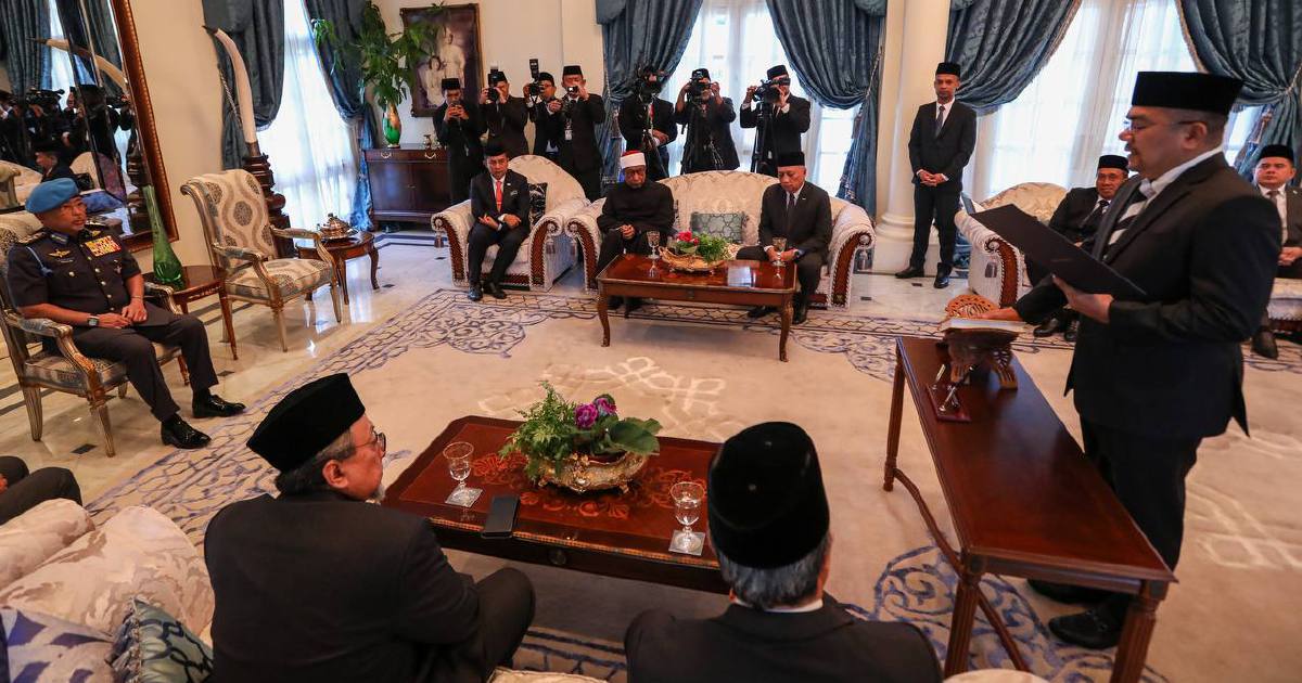 Pelangai state rep sworn in as new Pahang exco member | New Straits Times