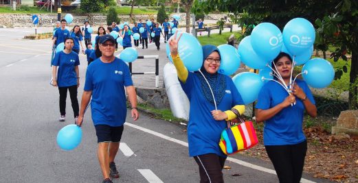 Ayer Keroh Hospital Holds Blue Walk In Conjunction With