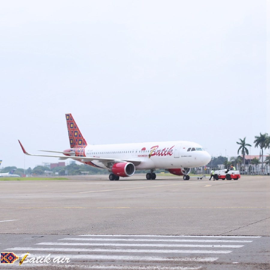 Indonesia’s Batik Air has suspended two pilots after an alarming incident where both were found asleep during a domestic flight in January. - Pic credit Facebook/Batik Air
