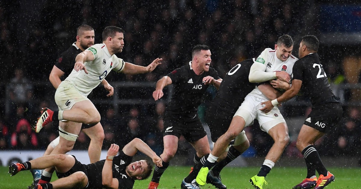 New Zealand fight back from 15-0 down to edge out England | New Straits ...