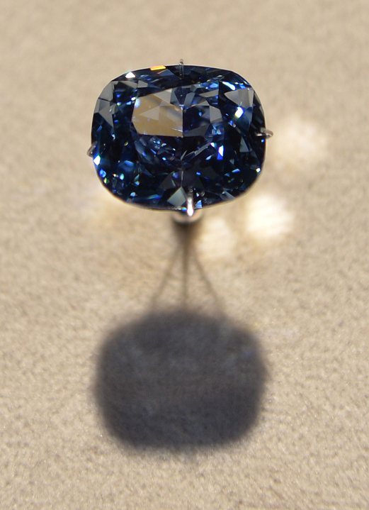 12 Carat Blue Moon Diamond Unveiled