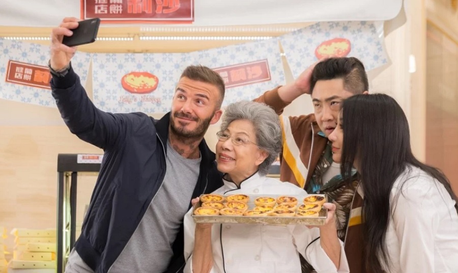 David Beckham is on a quest to find the best egg tart in the short movie. 