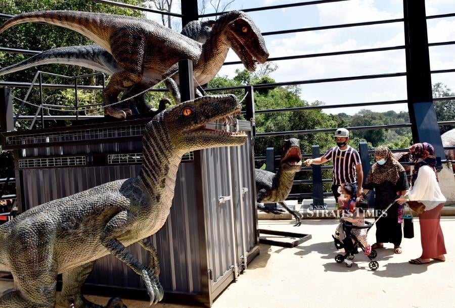 Dinosaur Encounter at Zoo Melaka. Photo by Bernama.