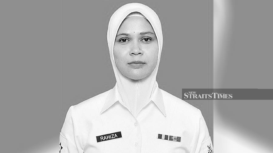 Petty Officer TNL Noor Rahiza Anuar. -- Filepic