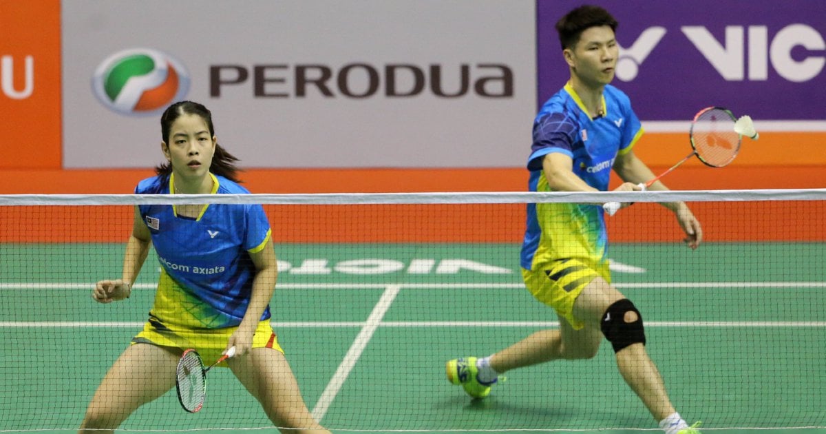 Change of fortunes in mixed doubles